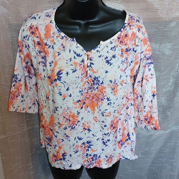 Old Navy Other - Old Navy Floral tunic, cream, orange, blue pink